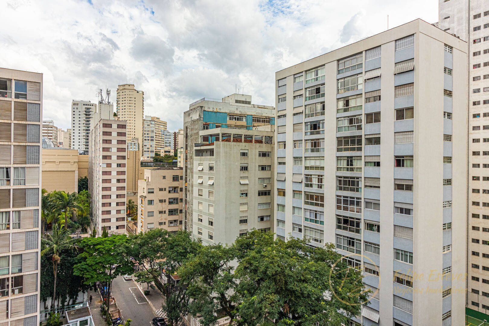 Apartamento à venda com 4 quartos, 247m² - Foto 10