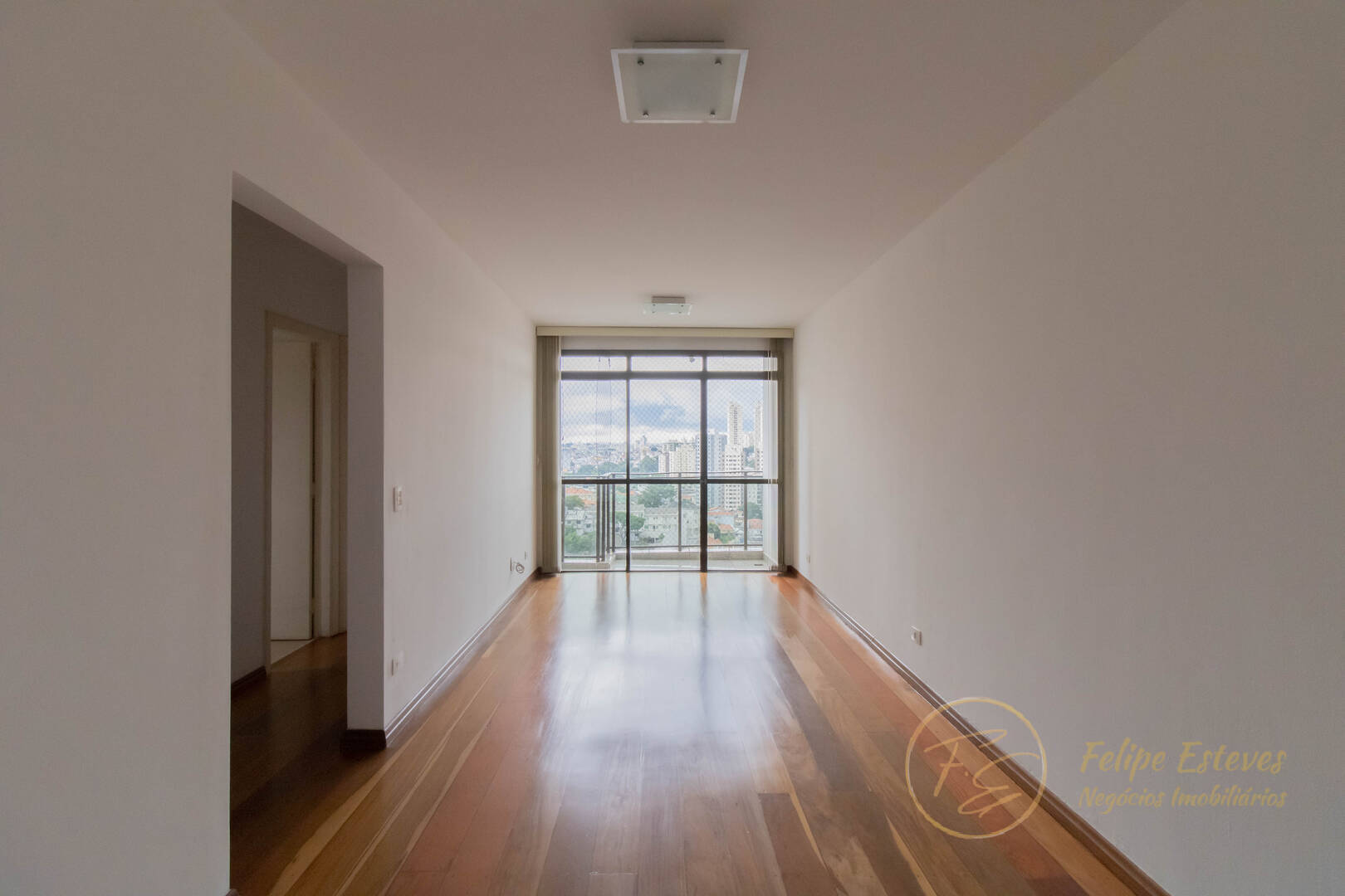 Apartamento à venda com 3 quartos, 83m² - Foto 2