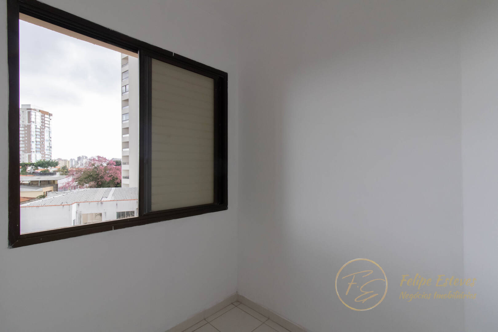 Apartamento à venda com 3 quartos, 83m² - Foto 28