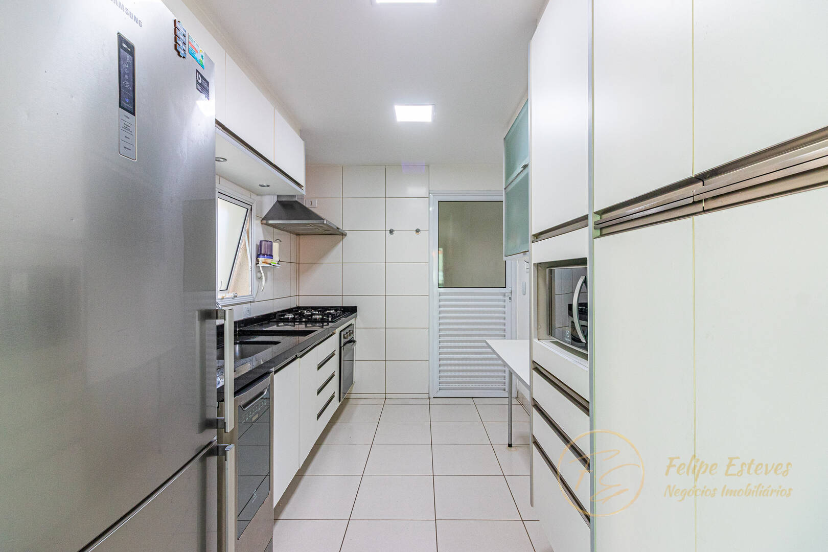 Apartamento à venda com 2 quartos, 115m² - Foto 16