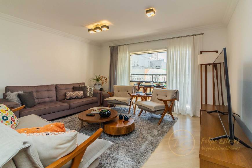 Apartamento à venda com 4 quartos, 140m² - Foto 1