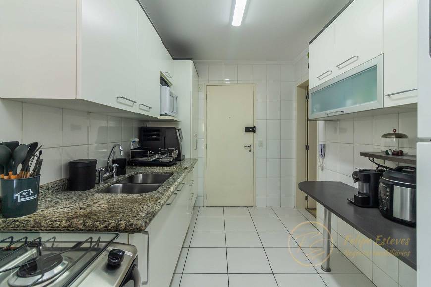 Apartamento à venda com 4 quartos, 140m² - Foto 12