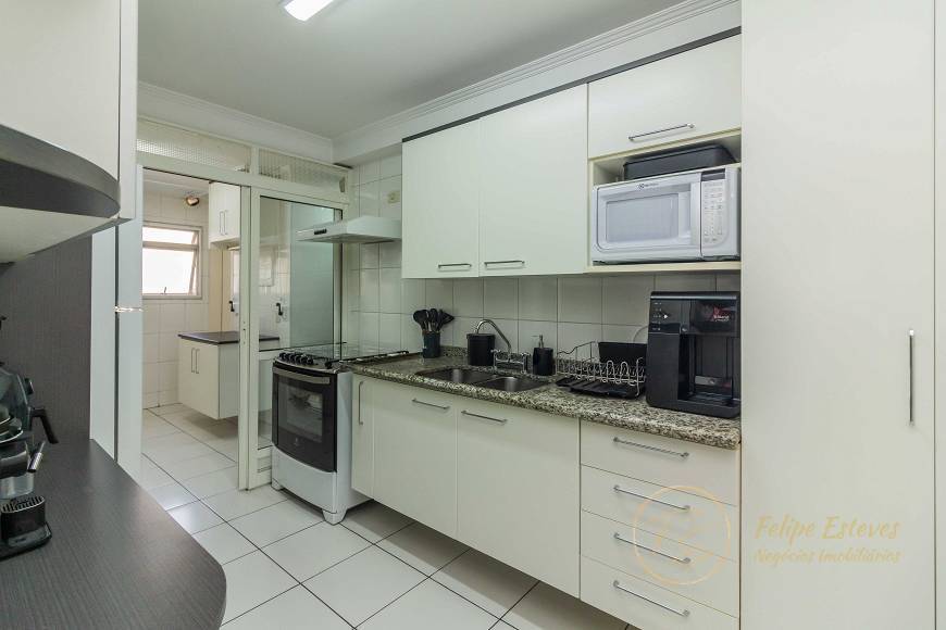 Apartamento à venda com 4 quartos, 140m² - Foto 9