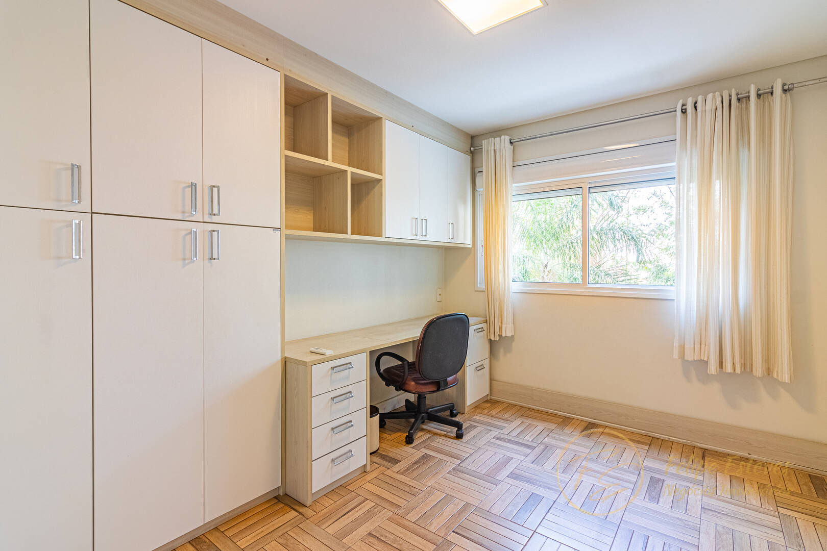 Apartamento à venda com 4 quartos, 197m² - Foto 20