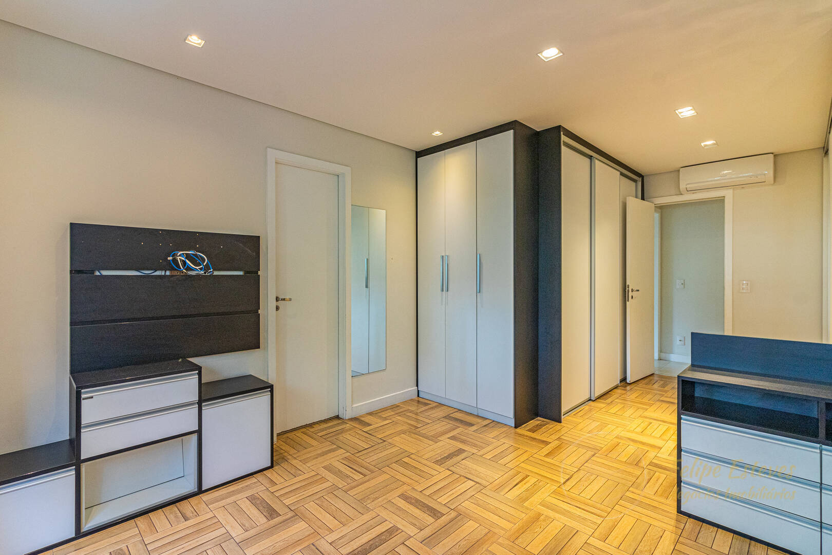 Apartamento à venda com 4 quartos, 197m² - Foto 28