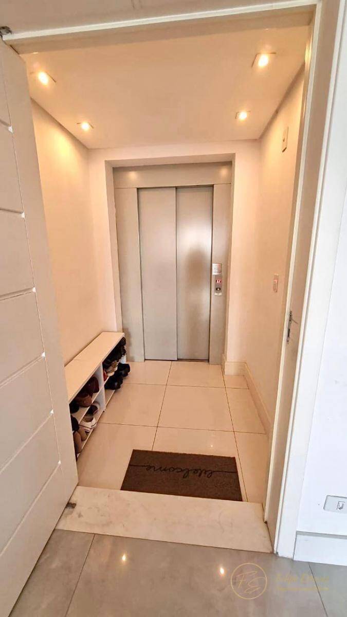 Apartamento à venda com 3 quartos, 184m² - Foto 20