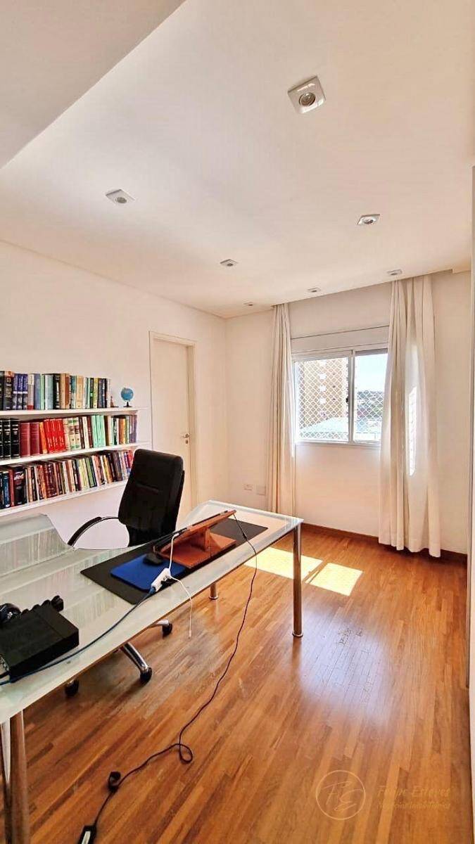 Apartamento à venda com 3 quartos, 184m² - Foto 24