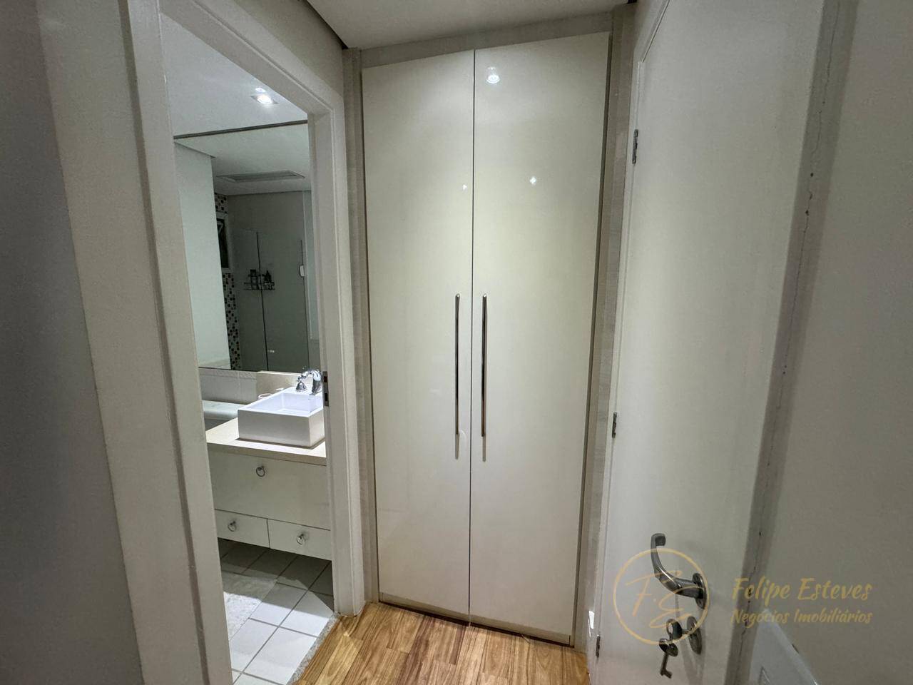 Apartamento à venda com 3 quartos - Foto 6