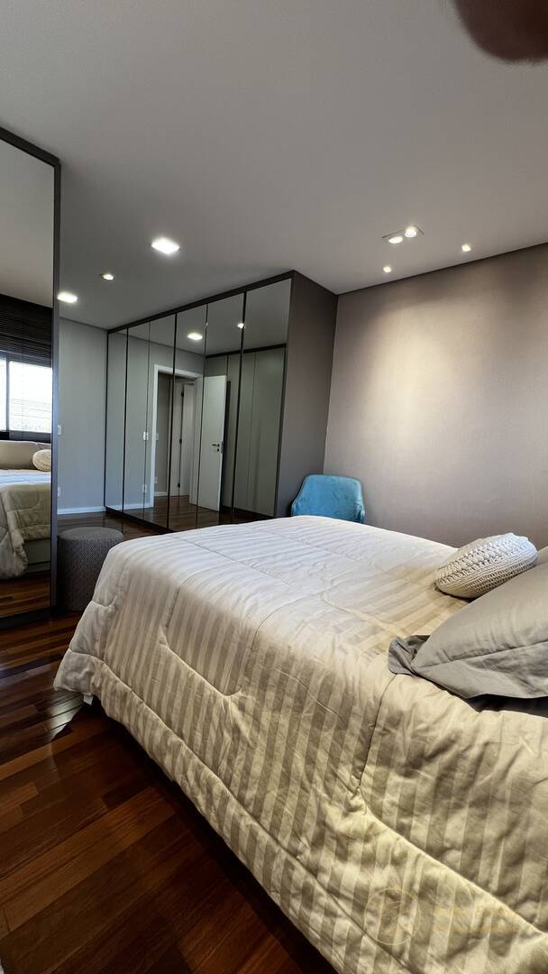 Apartamento à venda com 4 quartos, 190m² - Foto 4